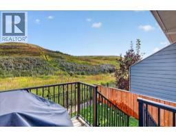 246 Cranbrook Square SE - photo 2