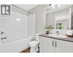 246 Cranbrook Square SE - photo 28