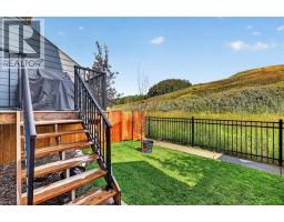 246 Cranbrook Square SE - photo 34