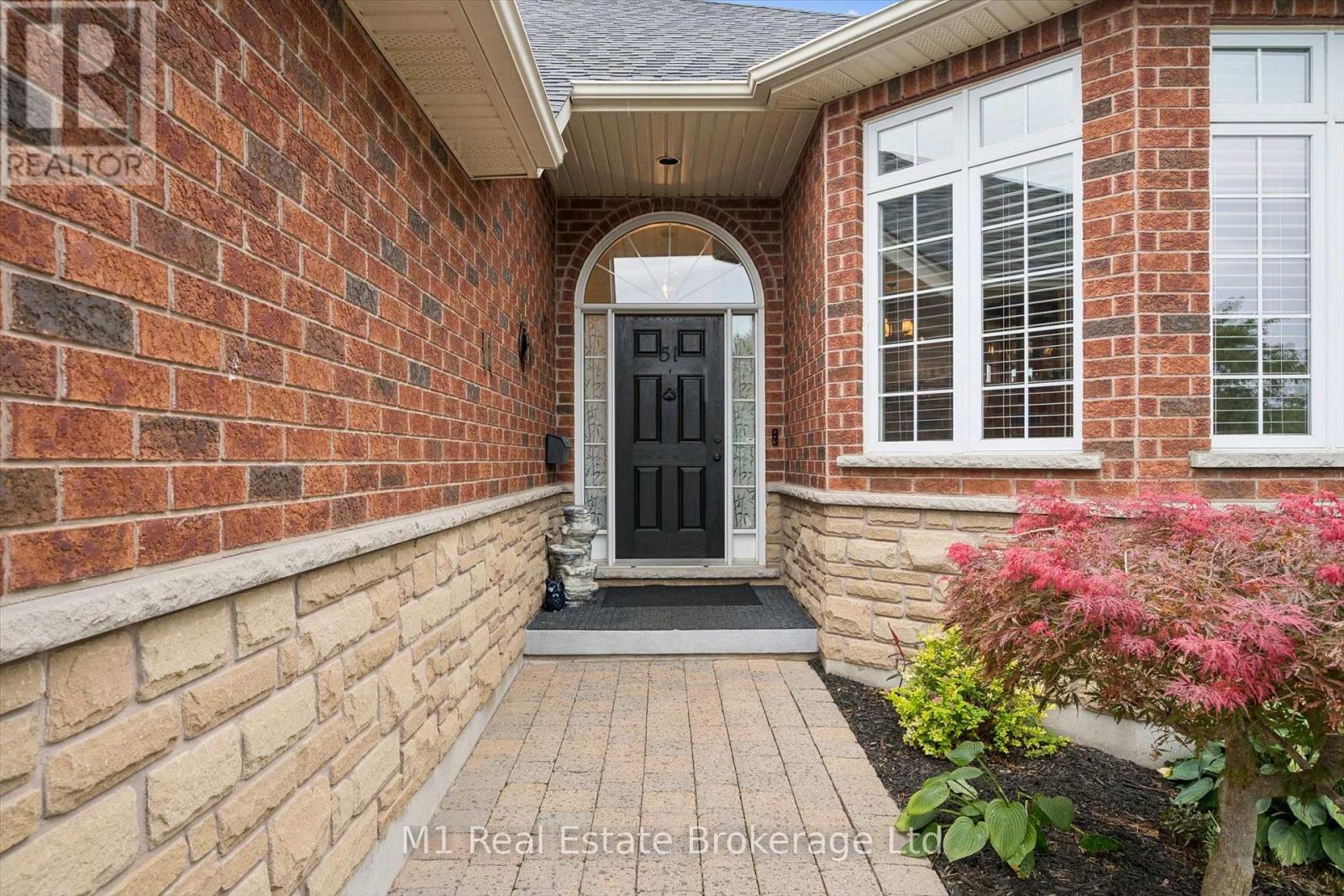 51 MCGOWAN STREET - 3