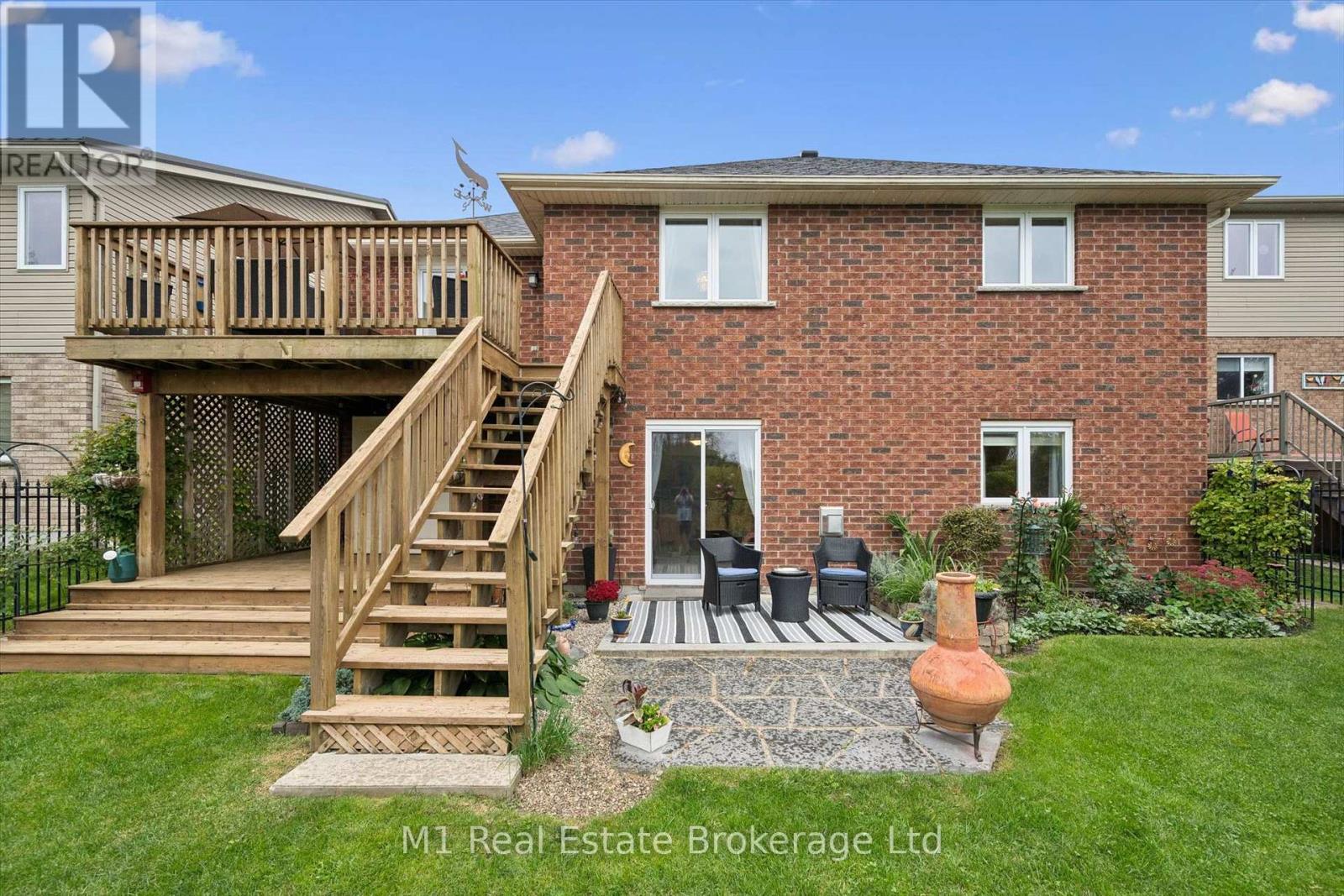 51 MCGOWAN STREET - 33