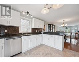 Family room - 51 Mcgowan Street, Centre Wellington, ON N0B1S0 Photo 9