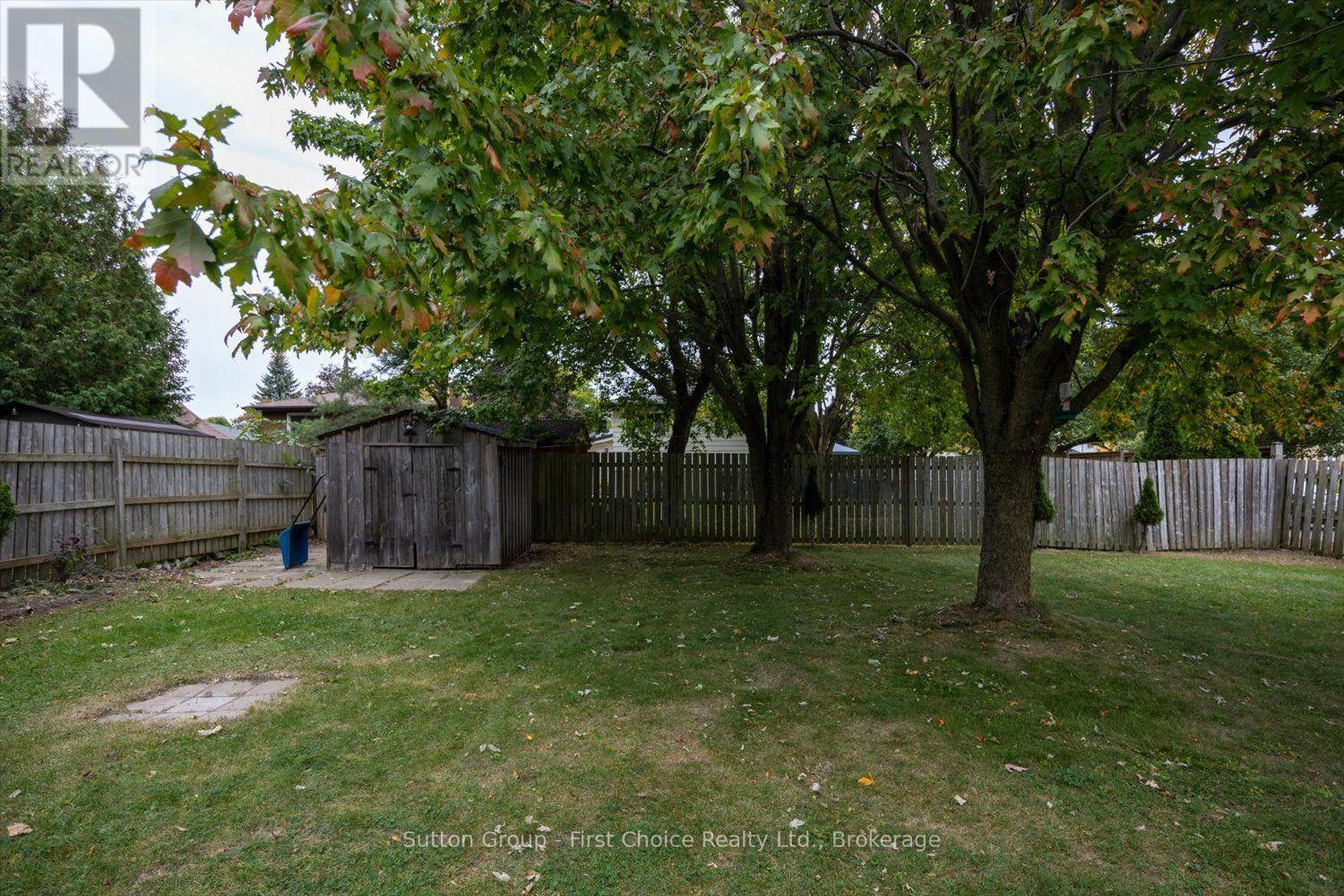 8 SARGINT STREET - 28