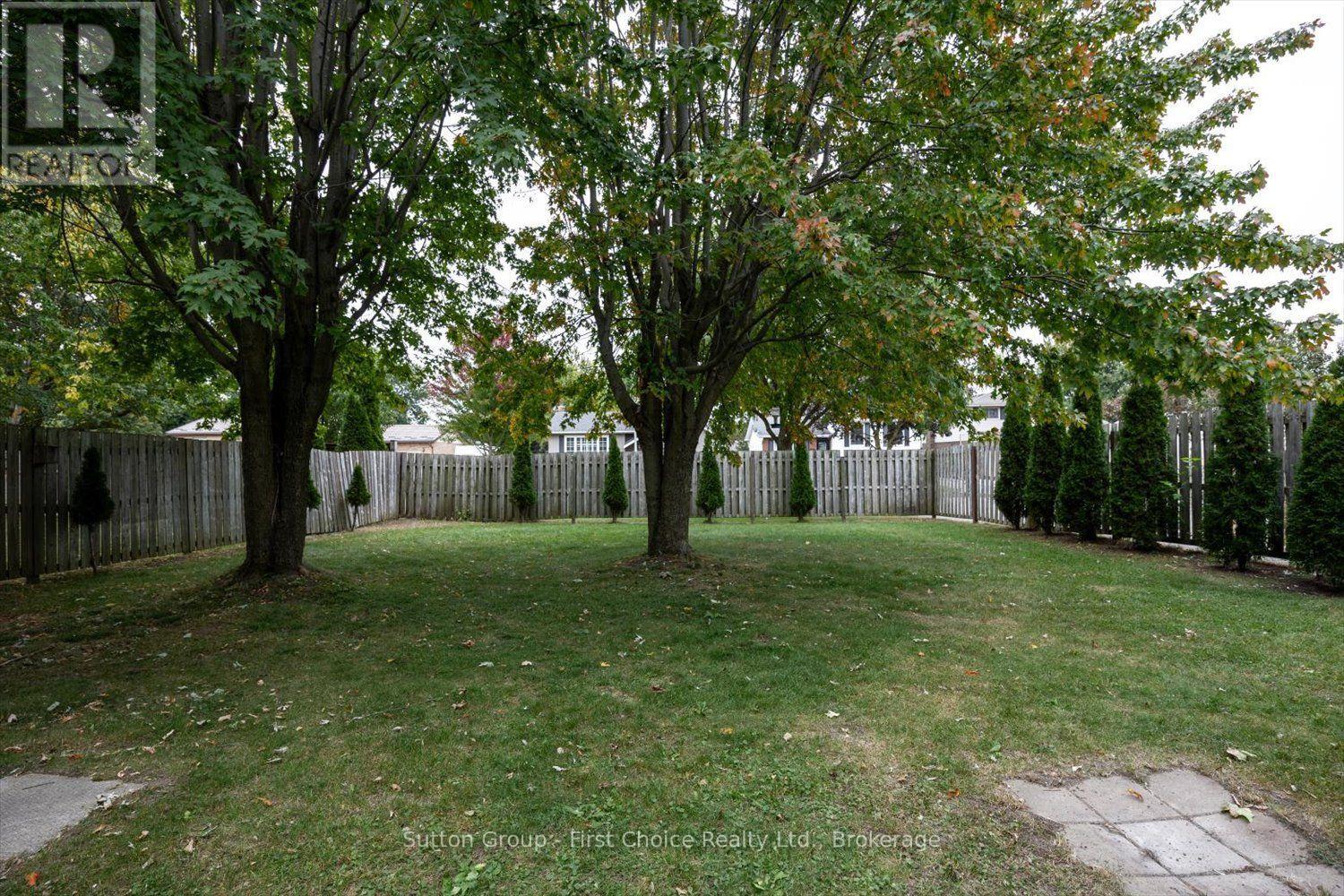 8 SARGINT STREET - 31