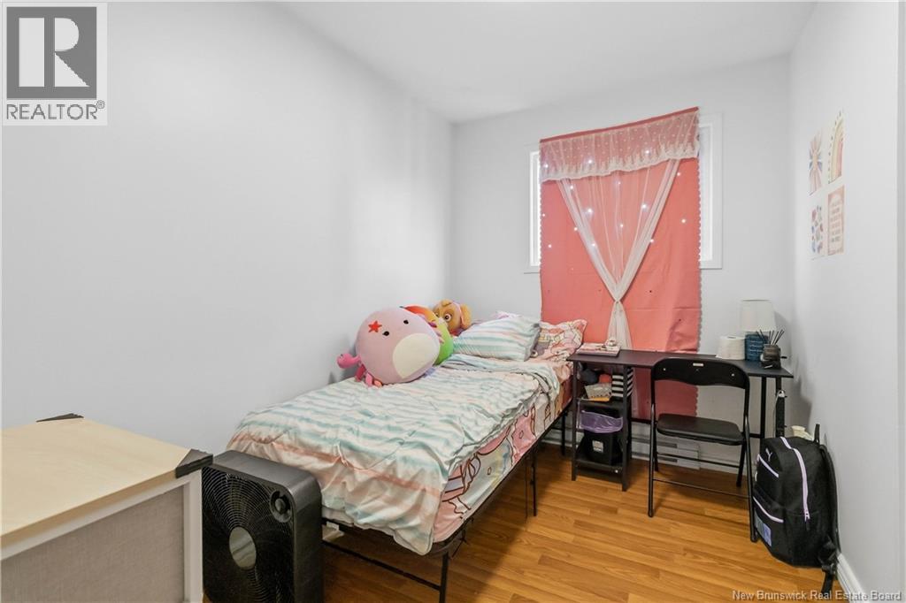 275-279 Ayer - Image 12