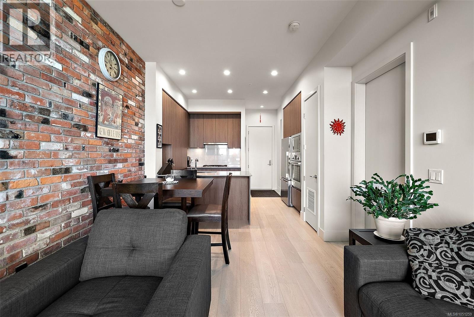#404 1216 Carlisle Ave - 7