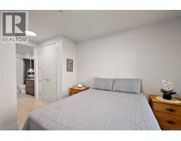 404 1216 Carlisle Ave, Esquimalt, BC V0A0H5 Photo 12