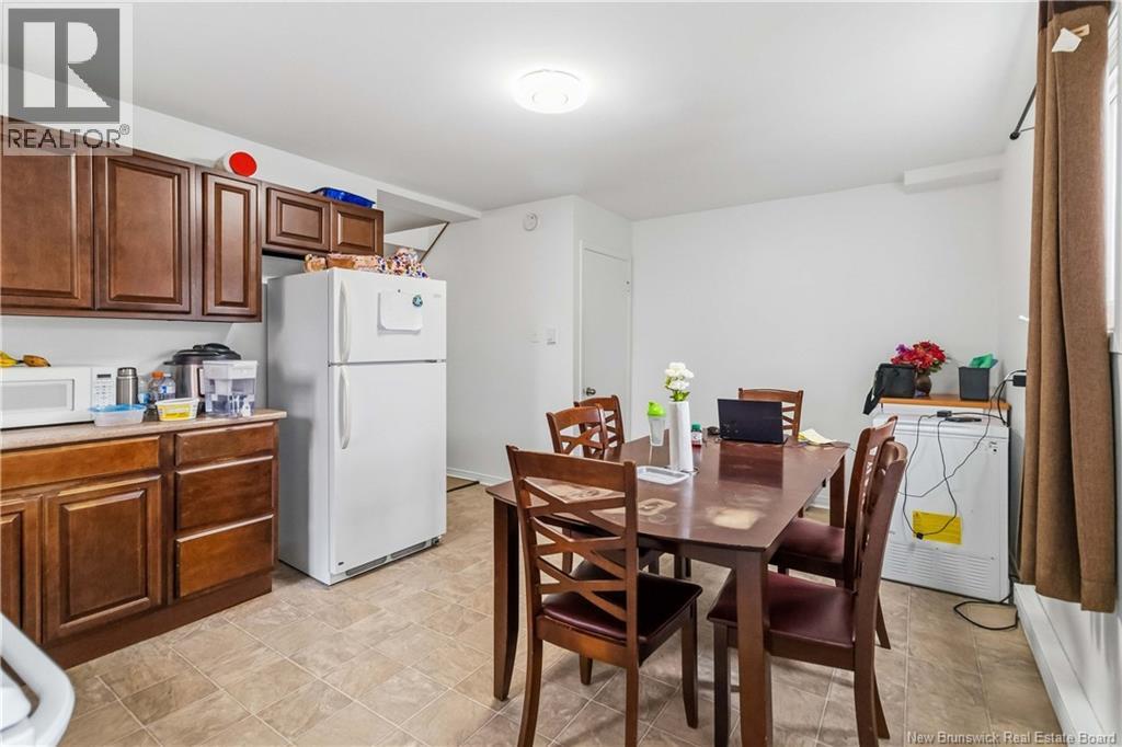 275-279 Ayer Avenue - 24