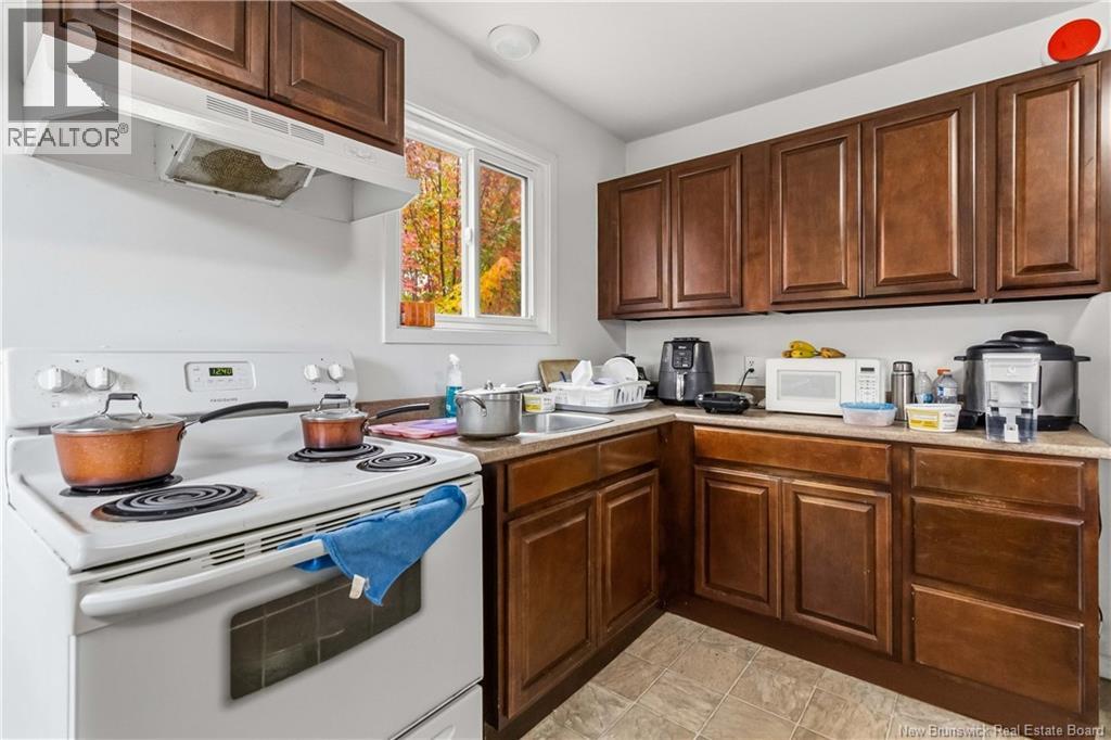 275-279 Ayer Avenue - Image 23