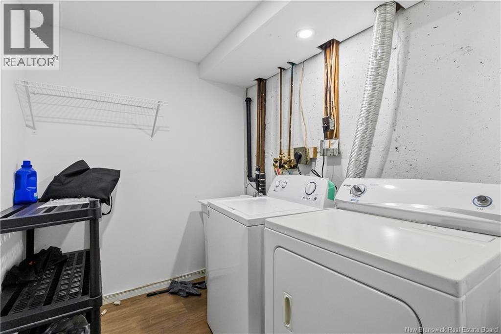 275-279 Ayer Avenue - Image 26