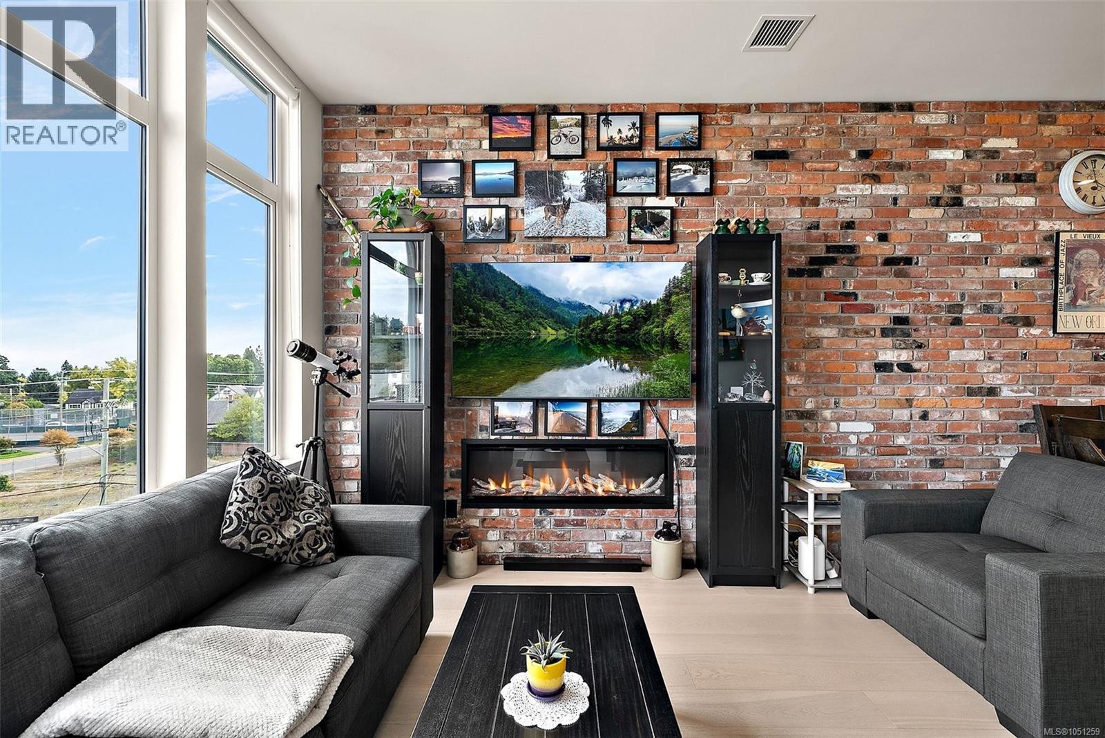 #404 1216 Carlisle Ave - 5
