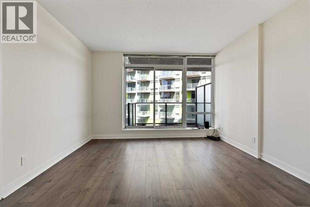 #410 10 Brentwood Common NW - 13