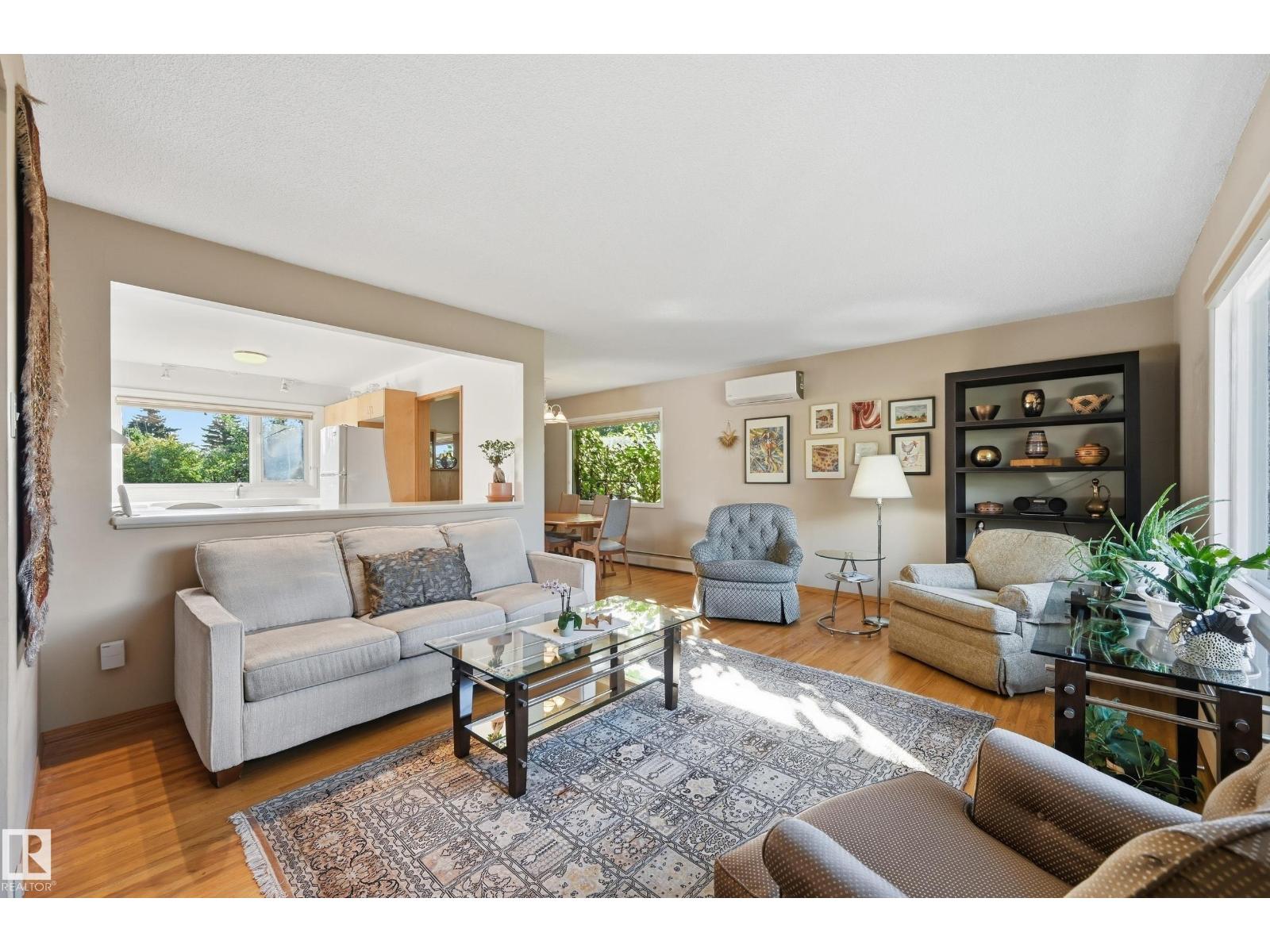 10607 74 ST NW - 2