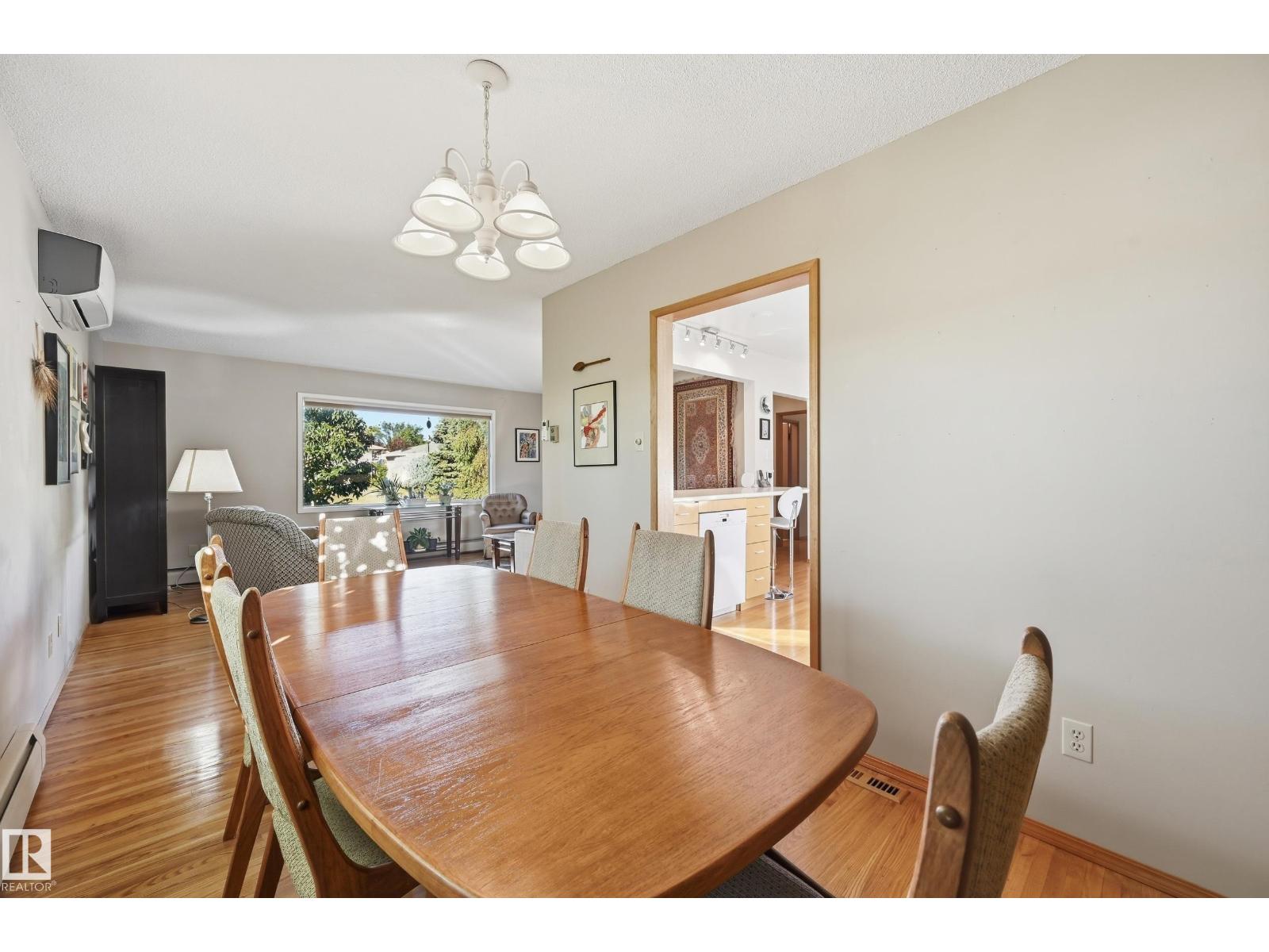 10607 74 ST NW - 7