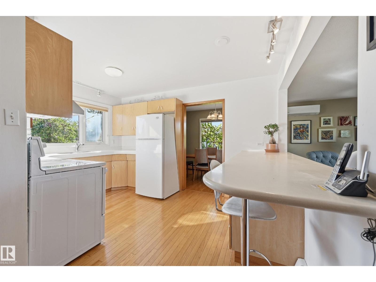 10607 74 ST NW - Image 8