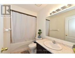 22 Quailvalley Drive, Brampton, ON L6R0N4 Photo 16