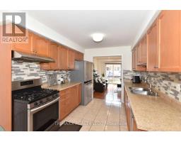 22 Quailvalley Drive, Brampton, ON L6R0N4 Photo 6