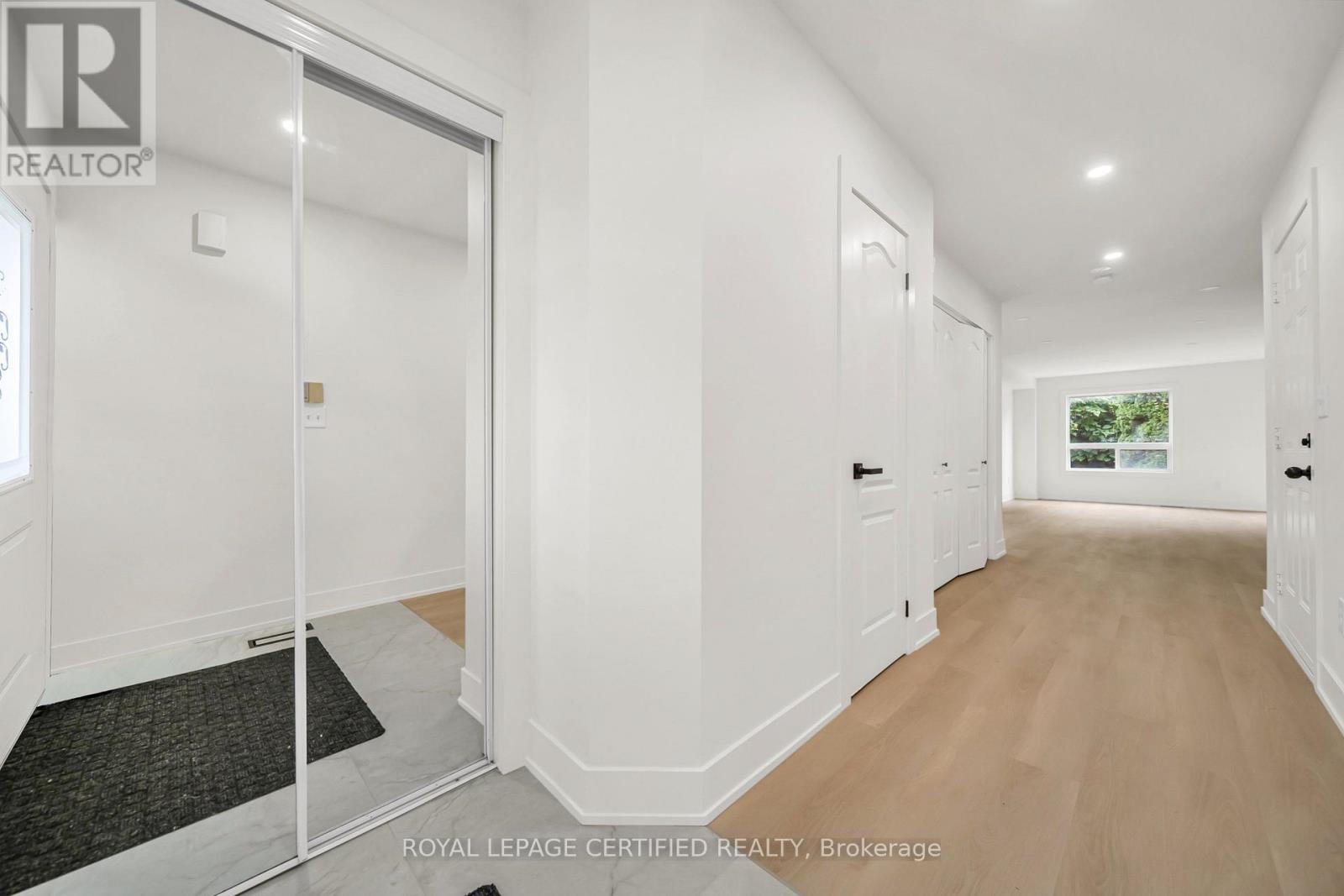3864 COACHMAN CIRCLE - Image 13