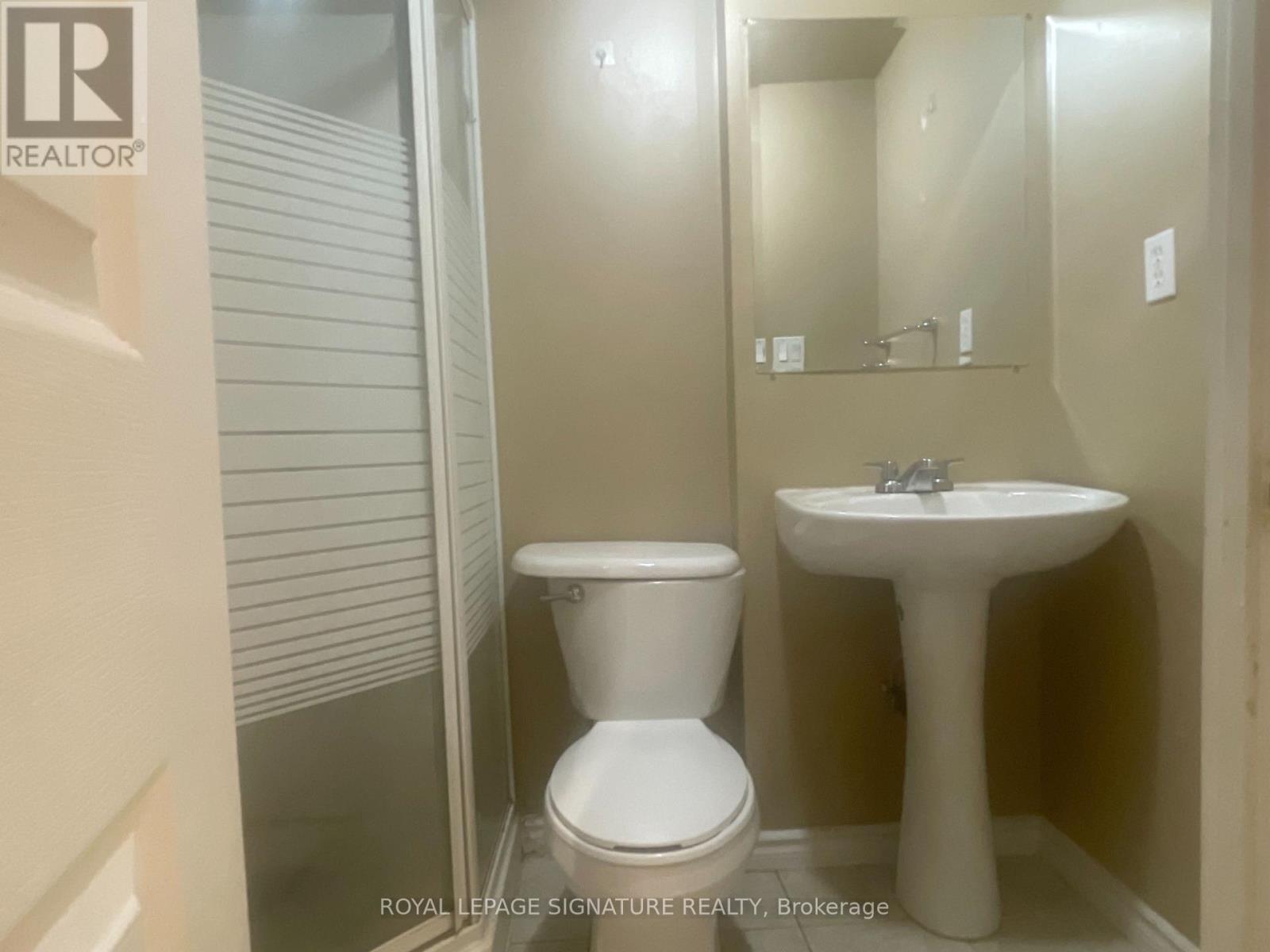 37 Whiteface Crescent — photo 12