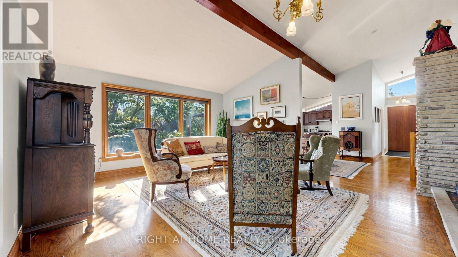 4 Grovetree Road, Toronto, ON photo 35
