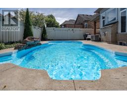 151 Moore Crescent, Hamilton, ON L9G4Z9 Photo 39
