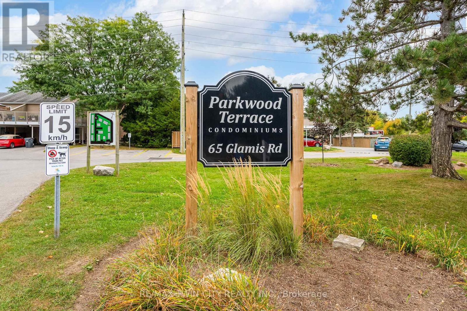 #74 65 GLAMIS ROAD - 32