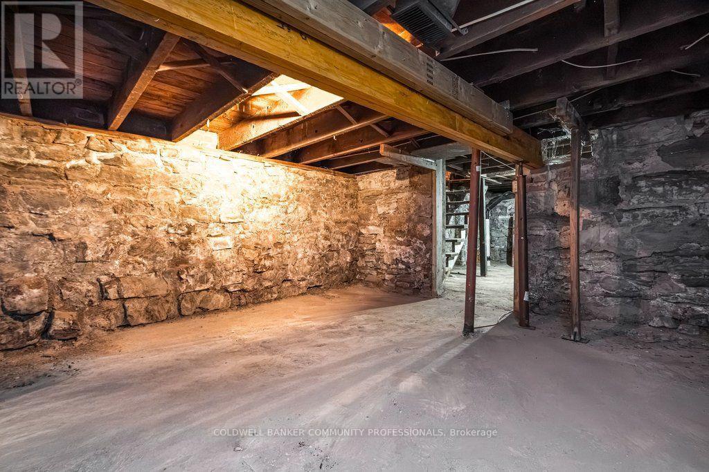 132 Herkimer Street, Hamilton, ON photo 44