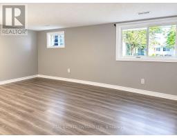 C - 93 Brybeck Crescent, Kitchener, ON N2M2C5 Photo 6