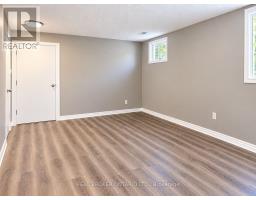 C - 93 Brybeck Crescent, Kitchener, ON N2M2C5 Photo 7