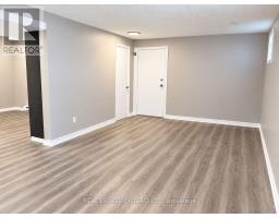 C - 93 Brybeck Crescent, Kitchener, ON N2M2C5 Photo 8