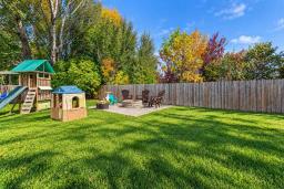 3 South Park Drive, Steinbach, MB R5G2E8 Photo 26