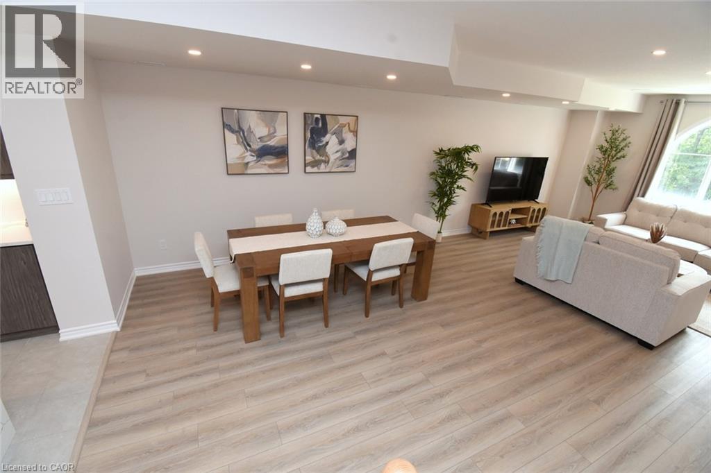 #2 677 PARK Road N - Image 16