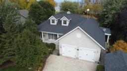 Mud room - 58 Royal Road, Gimli, MB R0C1B0 Photo 8