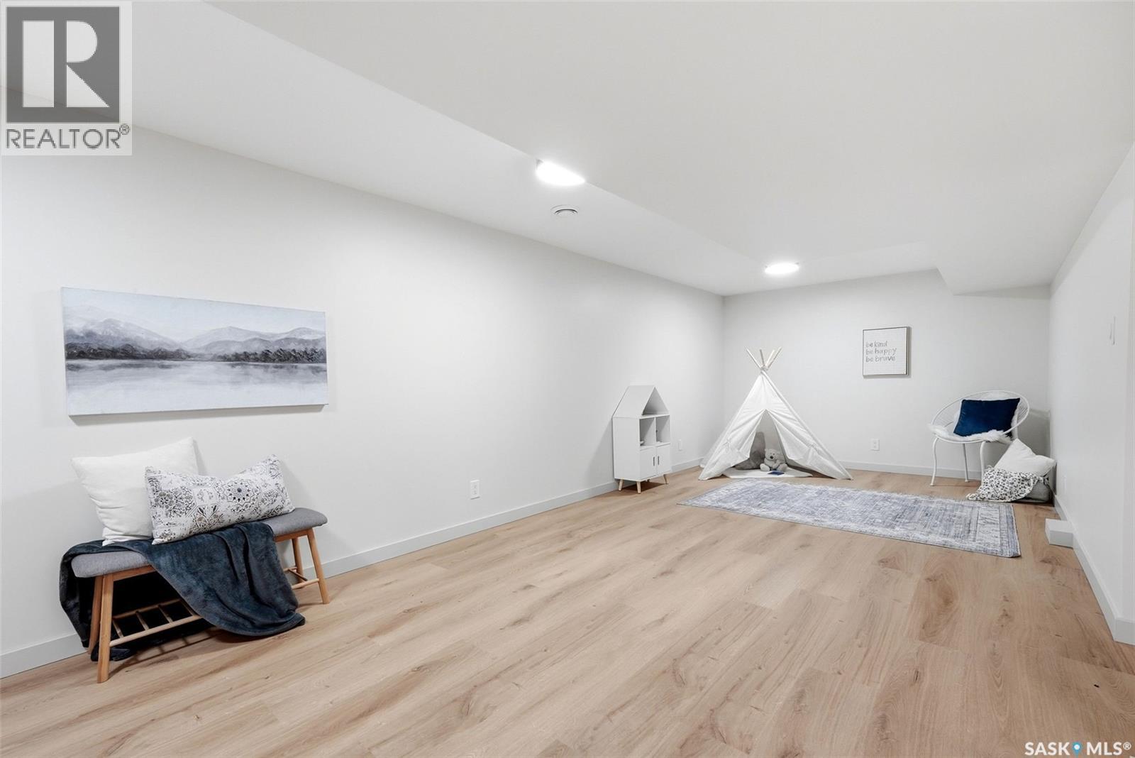 2251 Jubilee AVENUE - 16