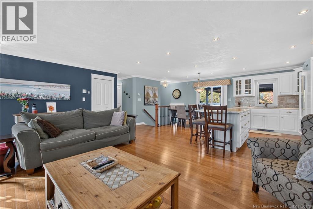 66 Squire Avenue - Image 16