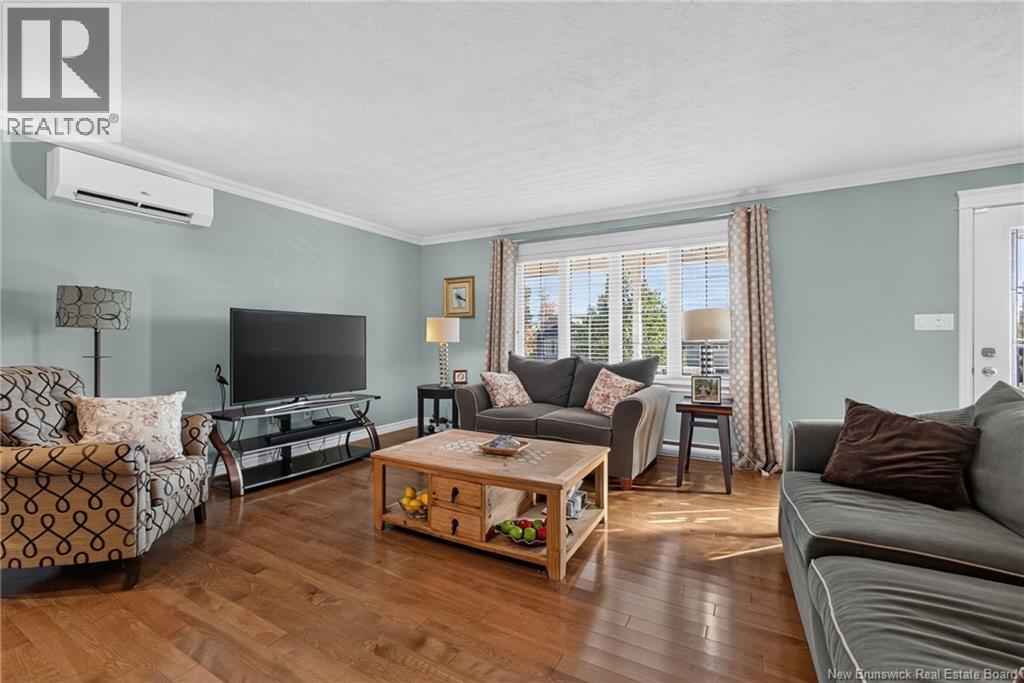 66 Squire Avenue - Image 17