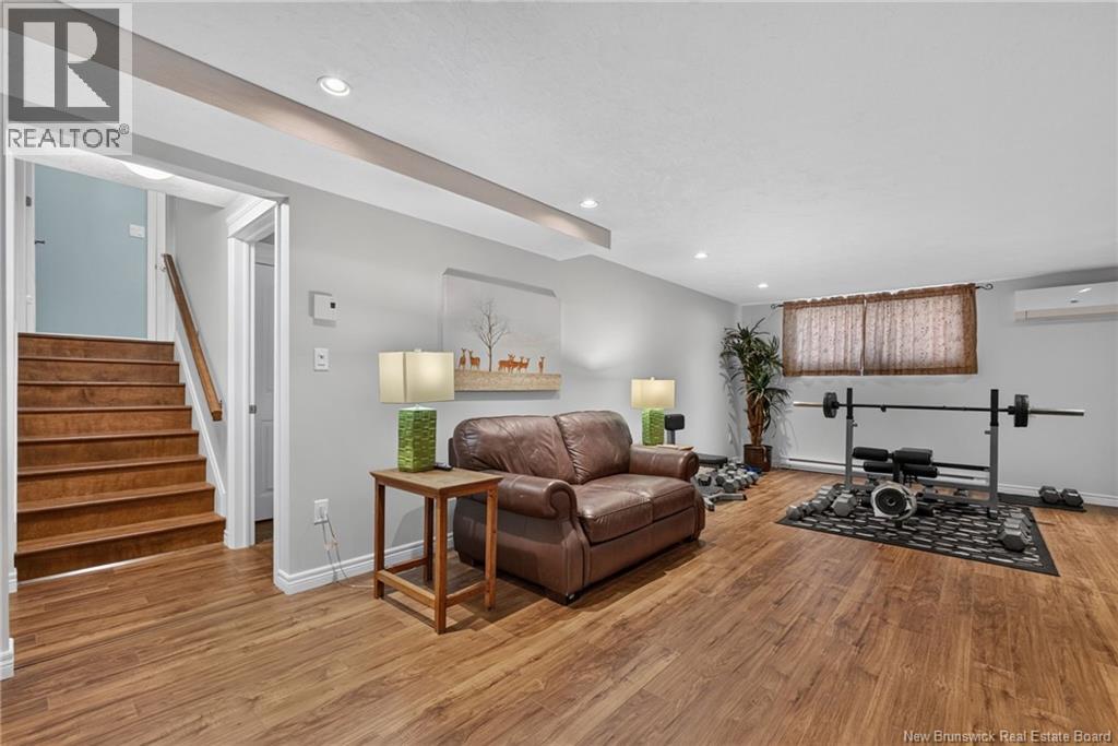 66 Squire Avenue - Image 29