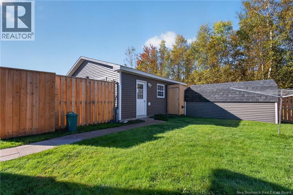 66 Squire Avenue - Image 39