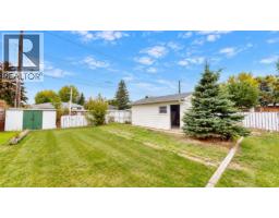 518 11 Street N - photo 37