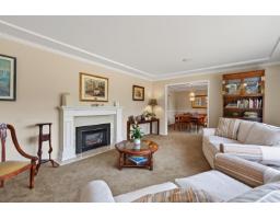 17394 28a Avenue, Surrey, BC V3Z0E7 Photo 7