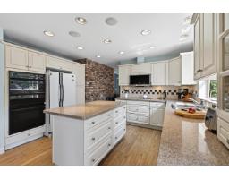 17394 28a Avenue, Surrey, BC V3Z0E7 Photo 21