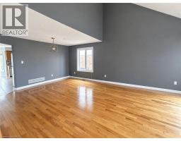 920 Marl Meadow Court, Kitchener, ON N2R1L4 Photo 19