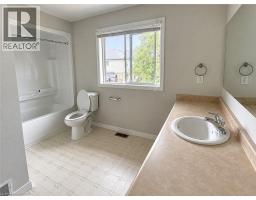 920 Marl Meadow Court, Kitchener, ON N2R1L4 Photo 21