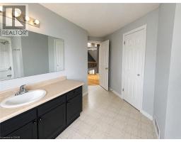 920 Marl Meadow Court, Kitchener, ON N2R1L4 Photo 28