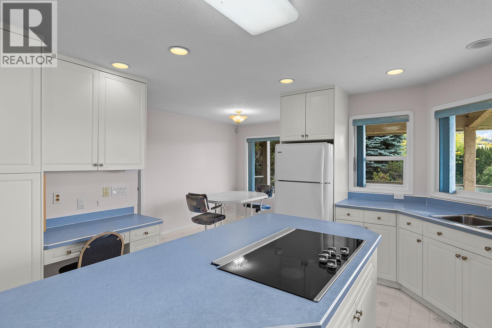  695 Valley Road, Kelowna