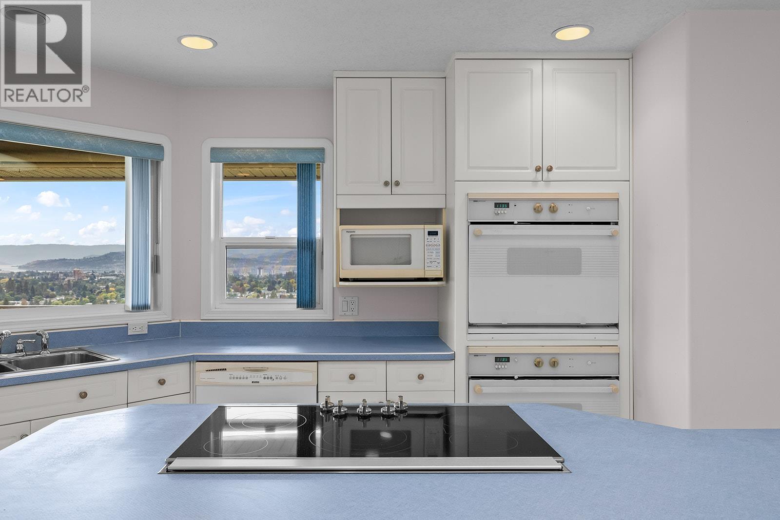  695 Valley Road, Kelowna