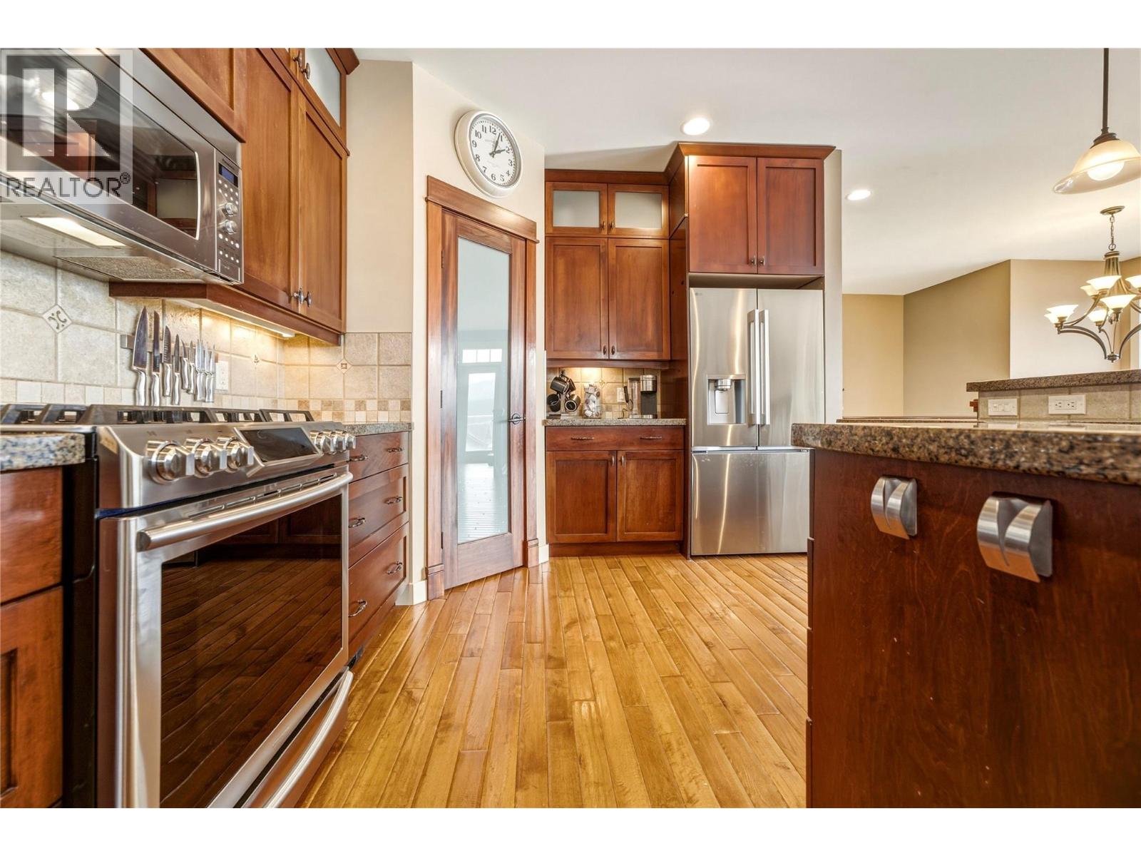 547 Mt. Tanner Place - Image 17