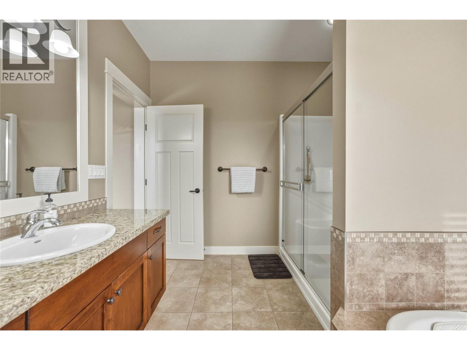 547 Mt. Tanner Place - Image 26