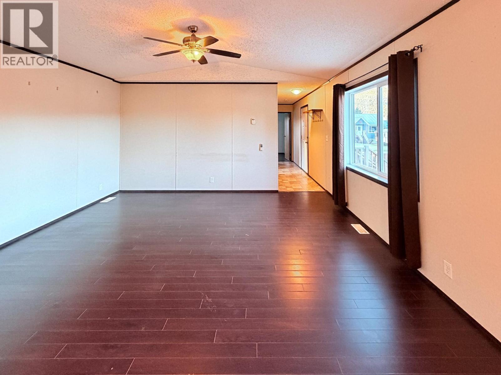 4821 CRESCENTWOOD Drive, Edgewater
