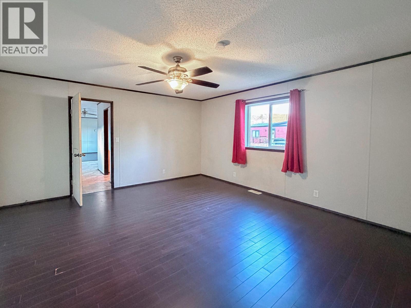 4821 CRESCENTWOOD Drive, Edgewater